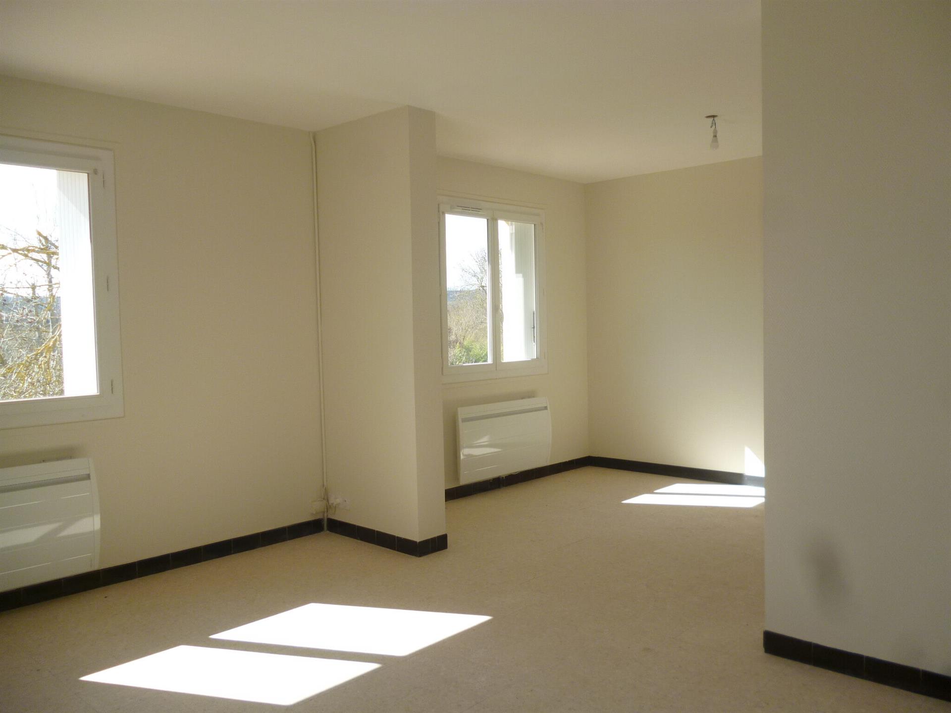 Maison à louer, 105m², Labastide-d'Anjou