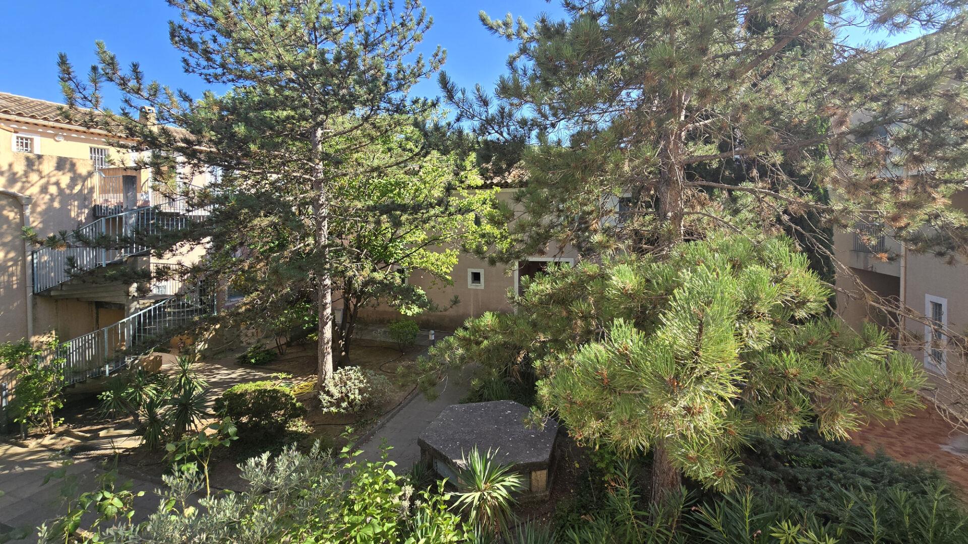 Appartement à vendre, 74m², Le Tholonet