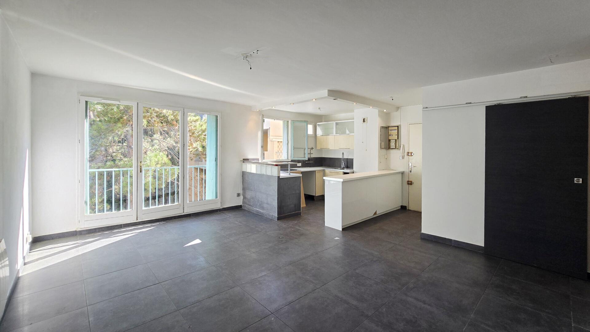 Appartement à vendre, 74m², Le Tholonet