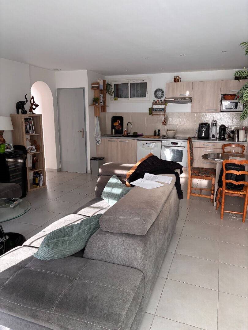 Maison à louer, 75m², Peypin