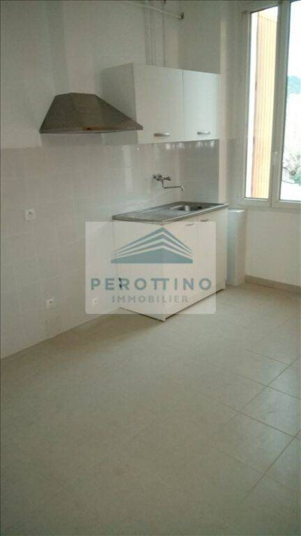 Appartement à louer, 75m², Saint-Zacharie