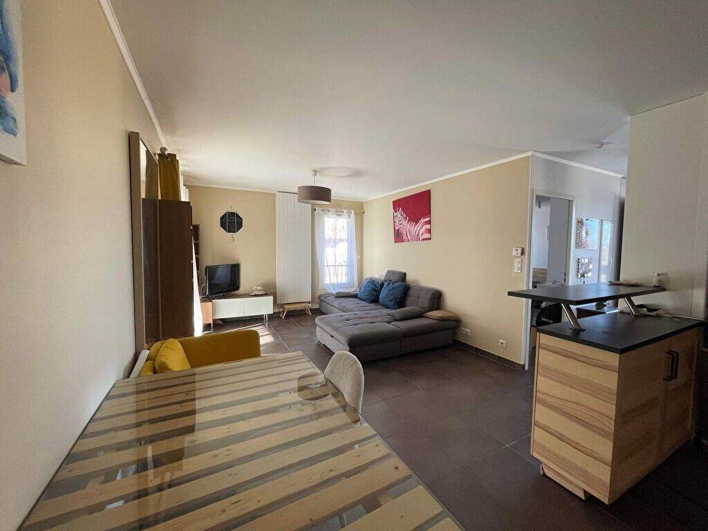 Appartement à louer, 46m², Peypin