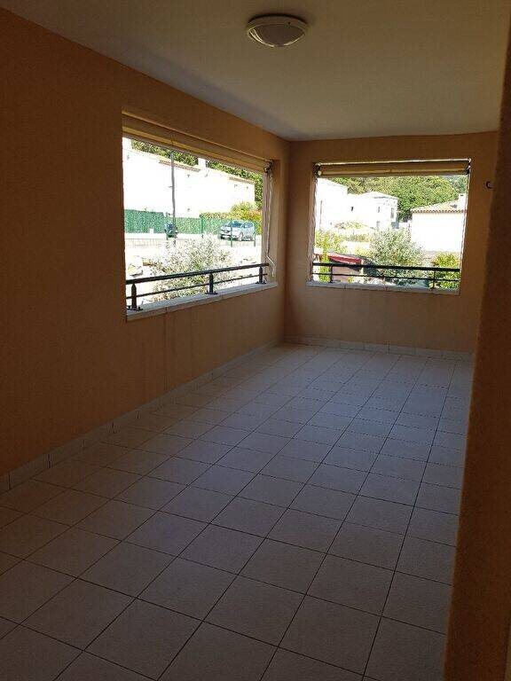 Appartement à louer, 46m², Peypin