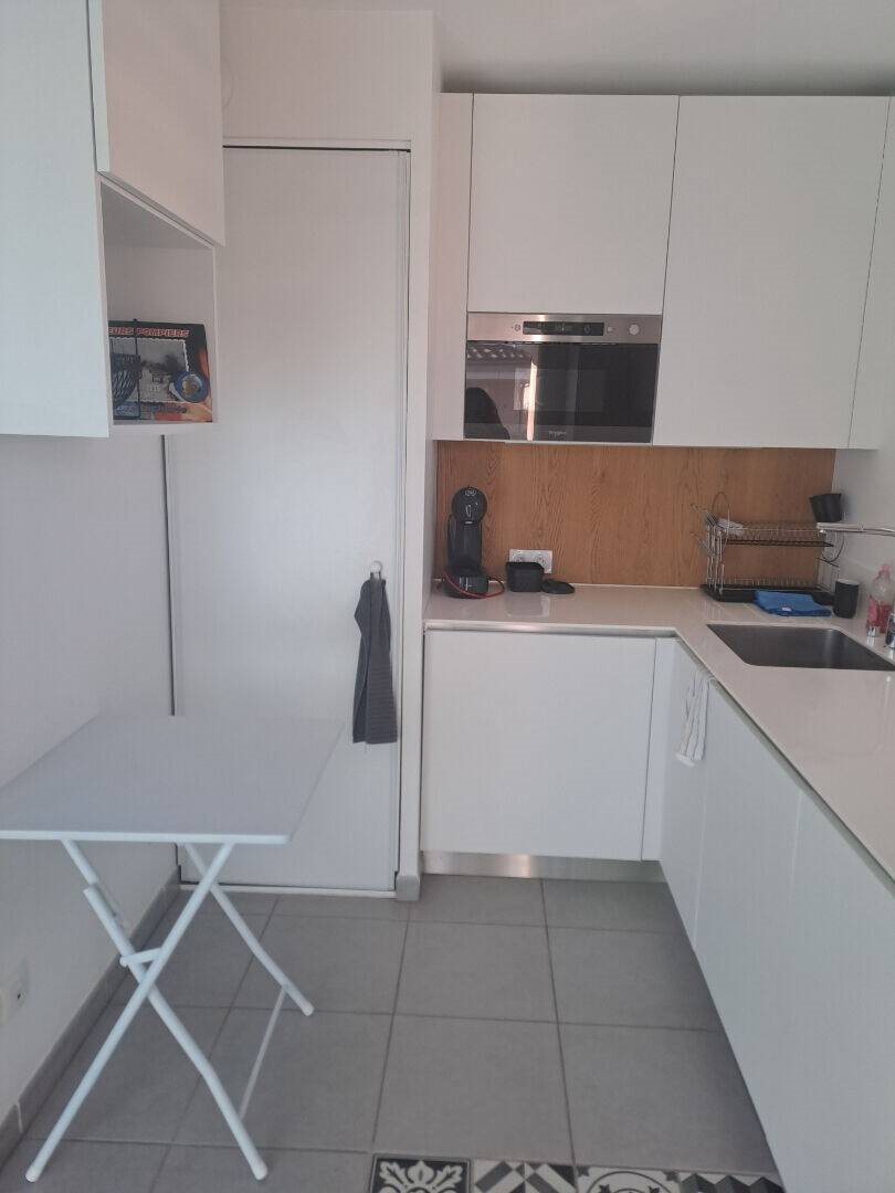 Appartement à louer, 49m², Saint-Zacharie