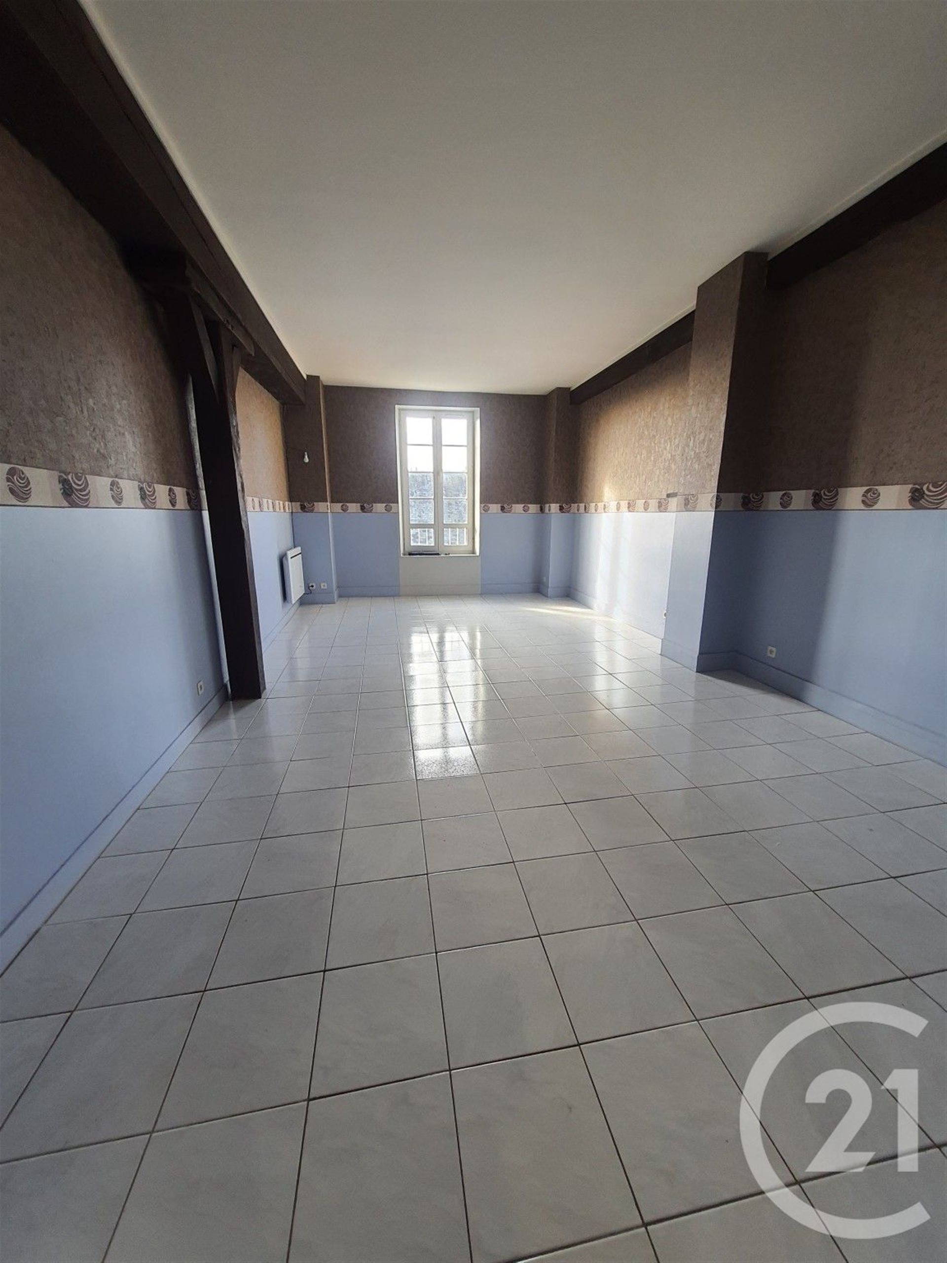 Appartement à louer, 78m², Châteaudun