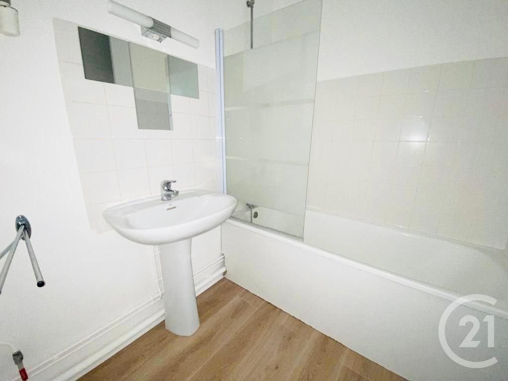 Appartement à louer, 25m², Châteaudun