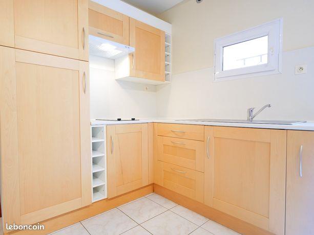 Maison à louer, 46m², Aimargues