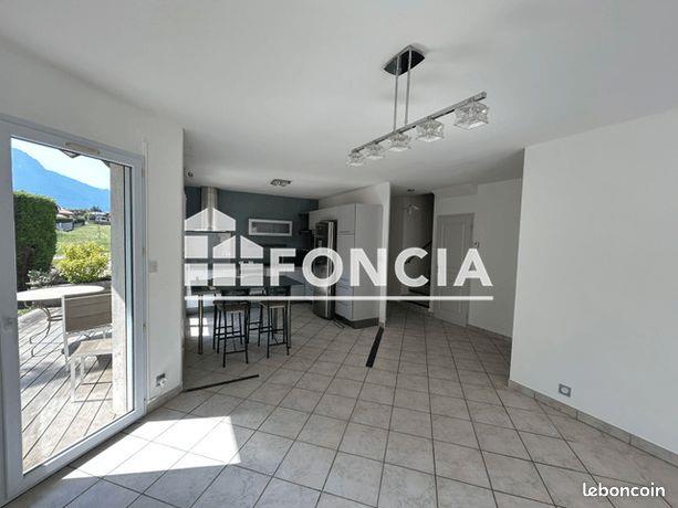 Maison à louer, 130m², Champagnier