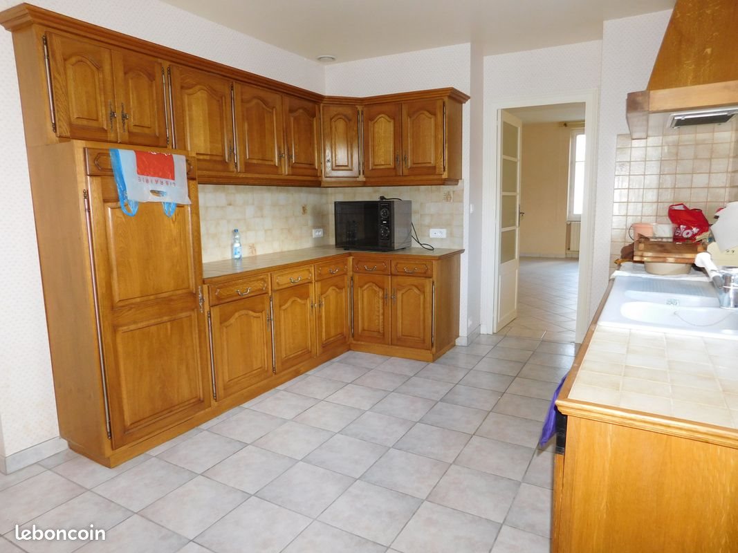 Maison à louer, 141m², Ormes