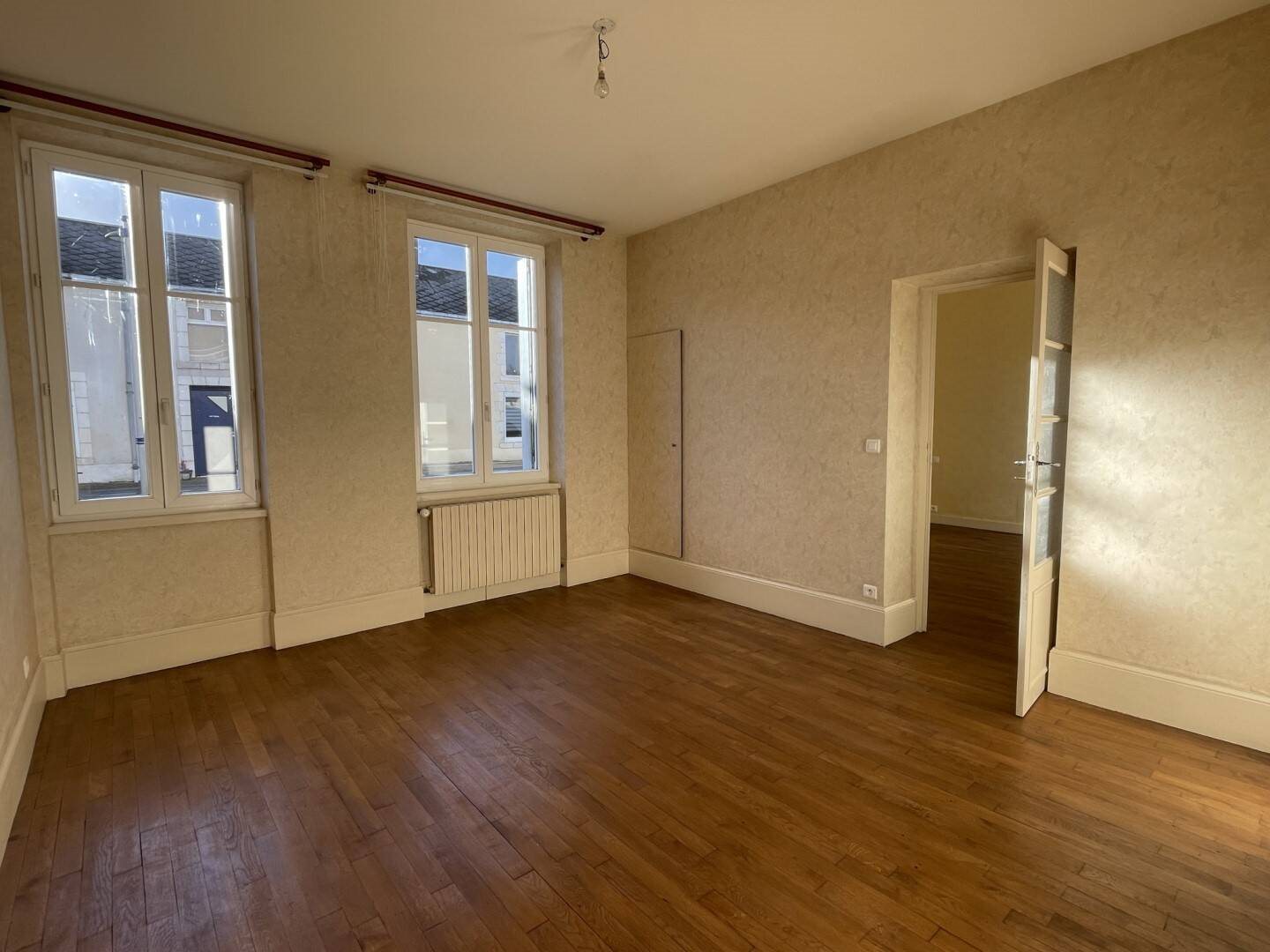 Maison à louer, 141m², Ormes