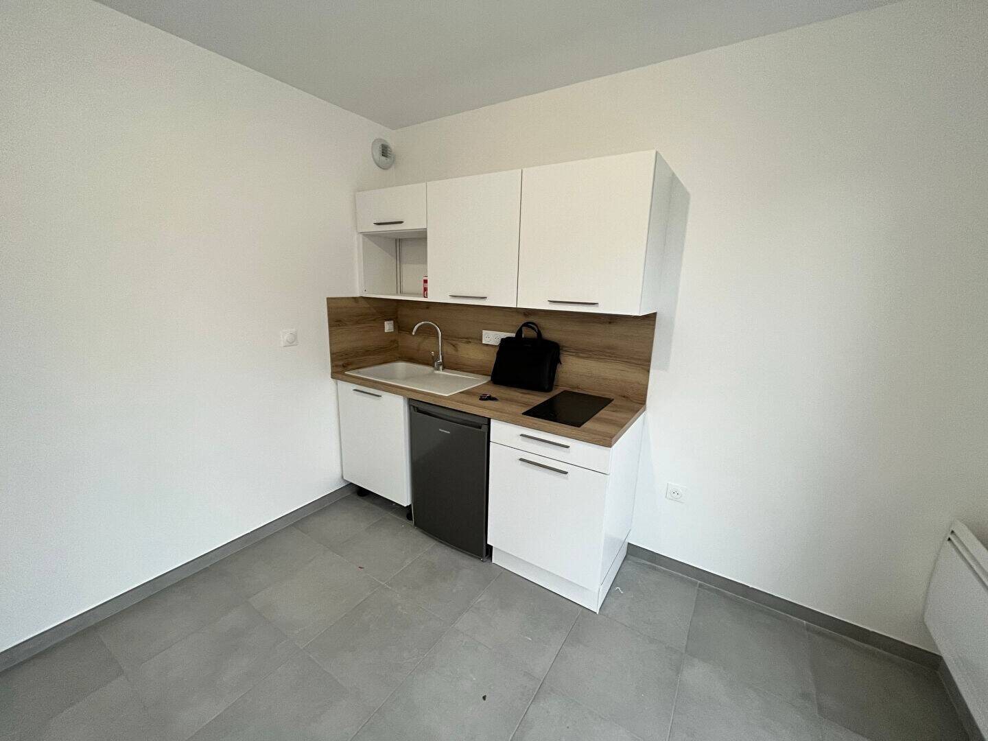 Appartement à louer, 32m², Reims