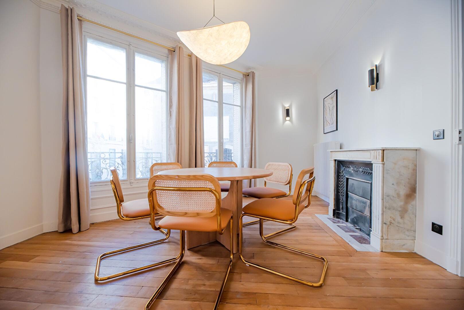 Appartement à vendre, 785m², Reims