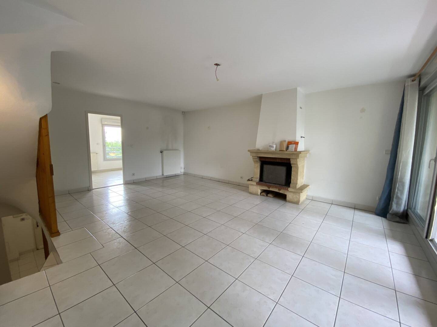 Maison à louer, 112m², Sainte-Foy-lès-Lyon