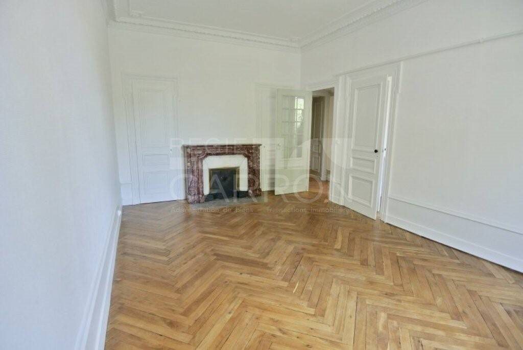 Appartement à louer, 119m², Saint-Etienne