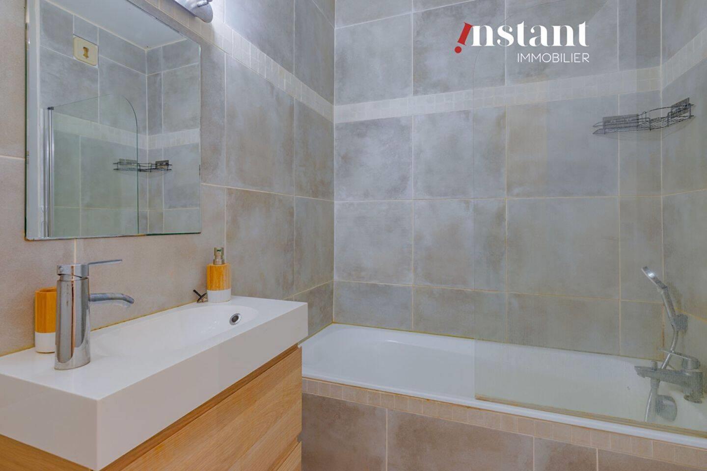 Appartement à louer, 47m², Lyon 4ème