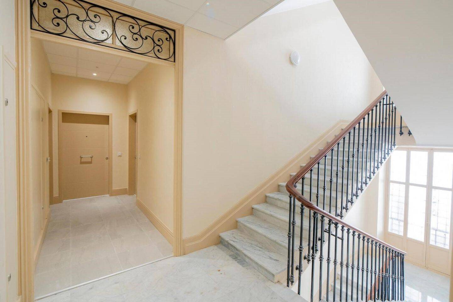 Appartement à louer, 74m², Nice