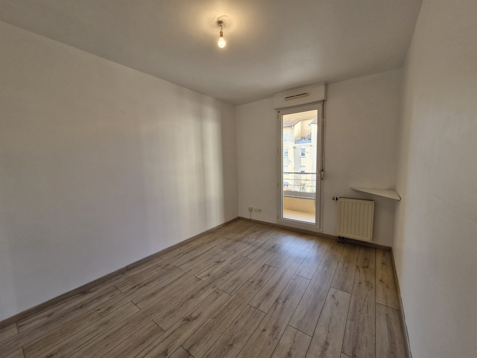 Appartement à louer, 70m², Condrieu