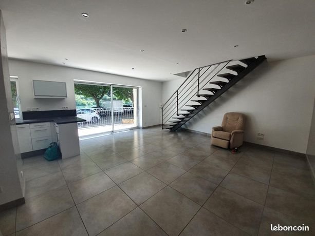 Maison à louer, 90m², Ampuis