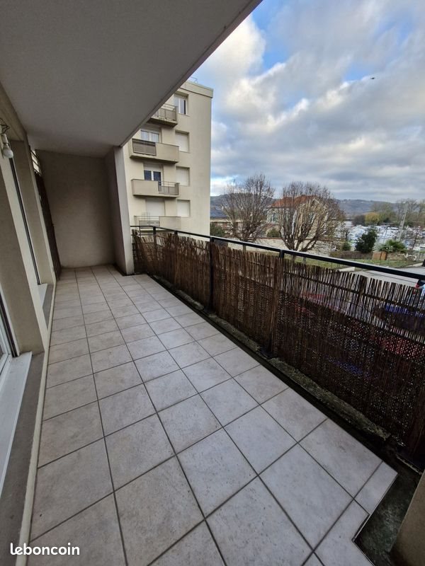 Appartement à louer, 78m², Les Roches-de-Condrieu