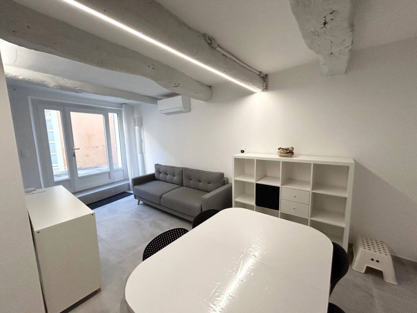 Appartement à louer, 51m², Garéoult