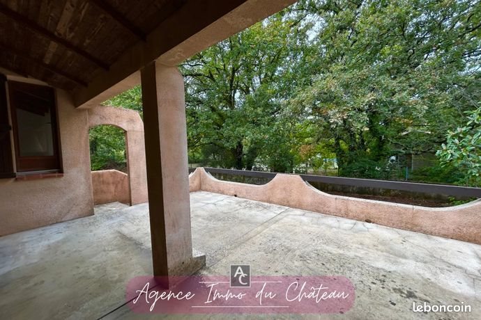 Appartement à vendre, 103m², Sainte-Anastasie-sur-Issole