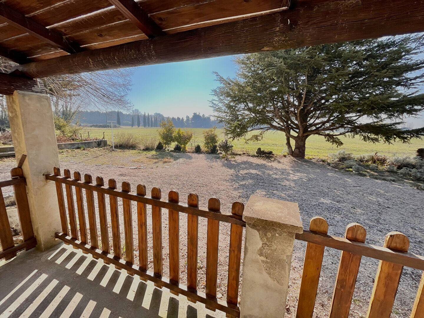 Maison à louer, 131m², Althen-des-Paluds