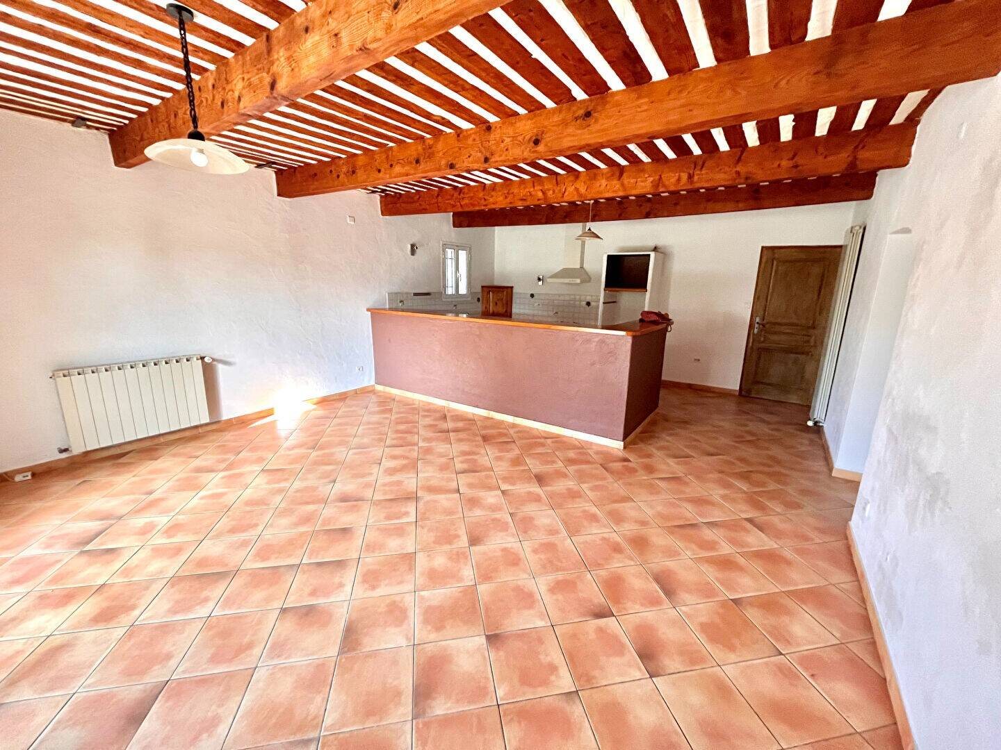 Maison à louer, 131m², Althen-des-Paluds