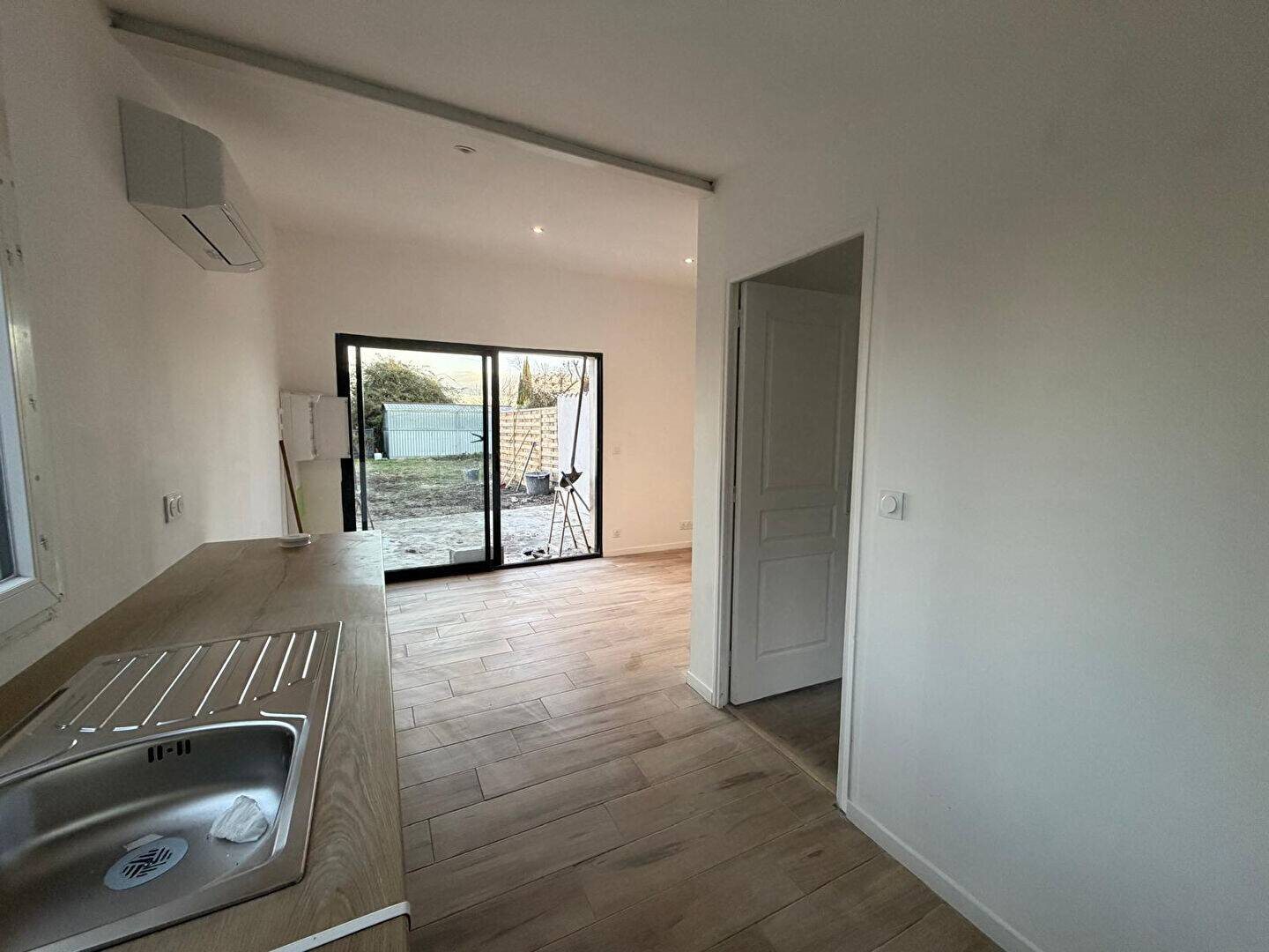 Maison à louer, 44m², Althen-des-Paluds