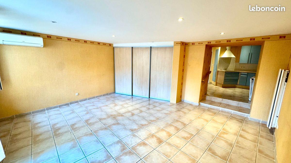 Appartement à vendre, 66m², Entraigues-sur-la-Sorgue
