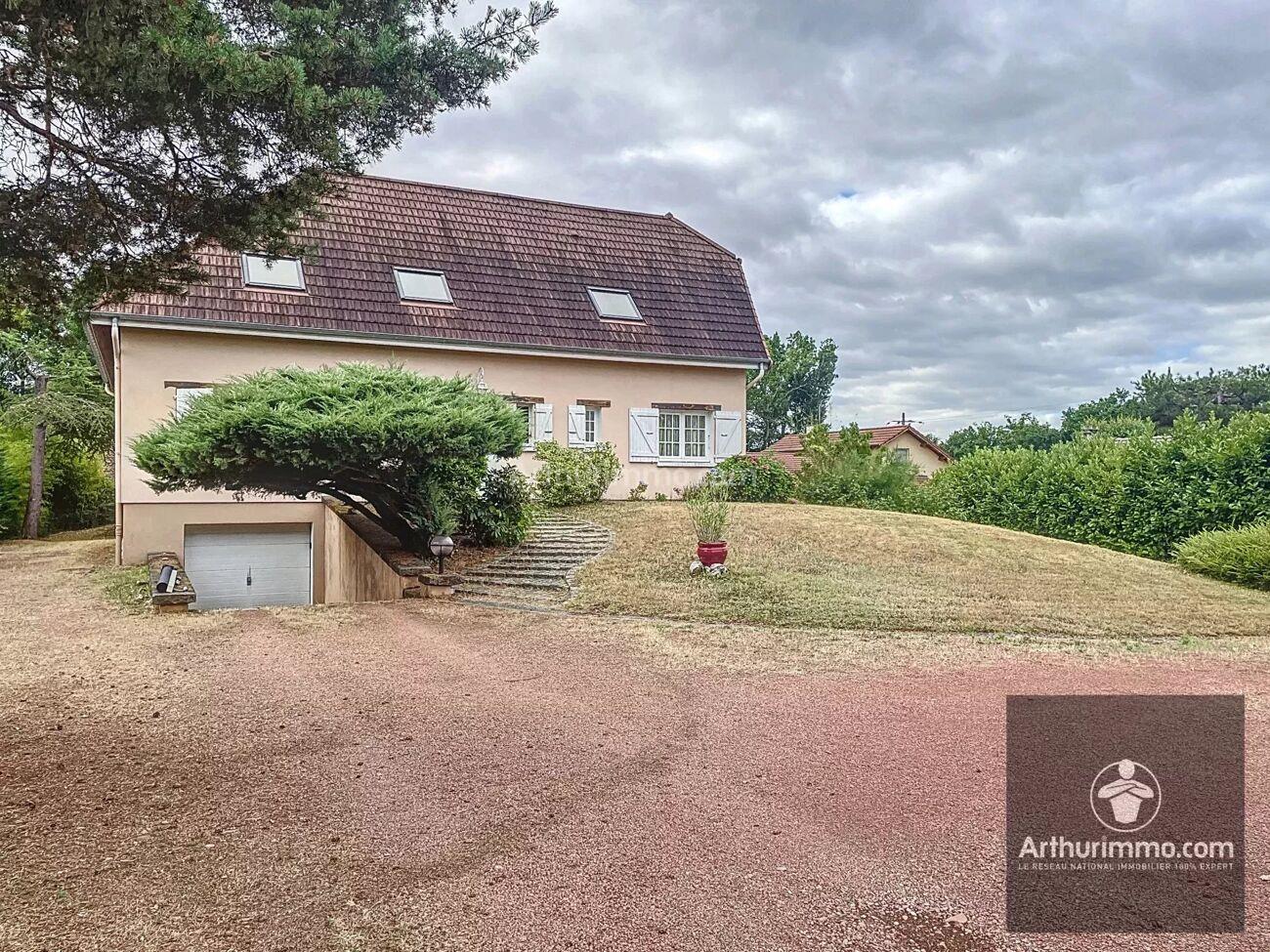 Maison à vendre, 254m², Vougy