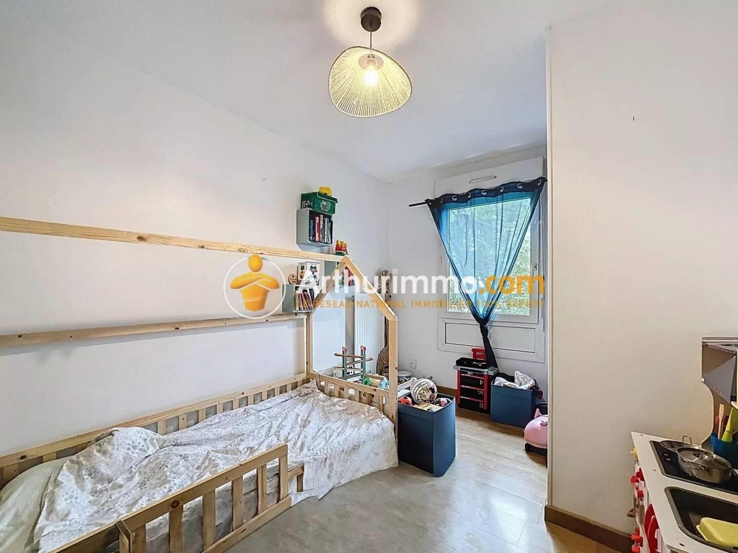 Appartement à louer, 83m², Saint-Quentin-Fallavier