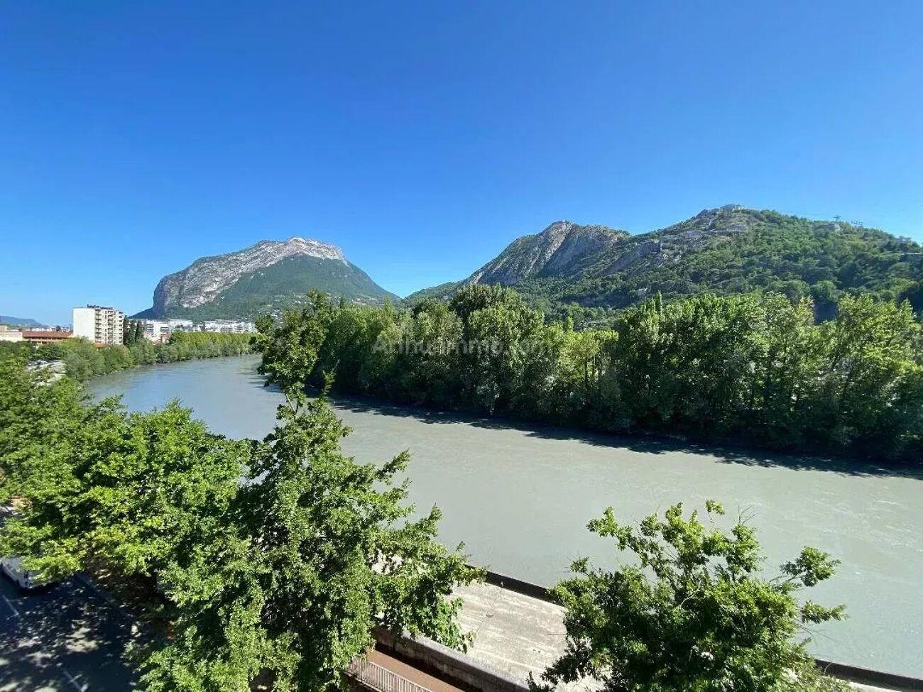 Appartement à vendre, 68m², Grenoble