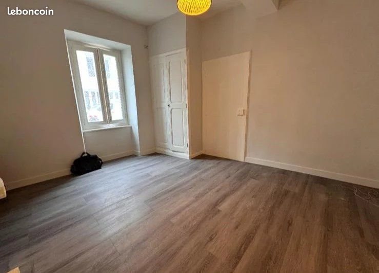 Appartement à louer, 27m², Saint-Girons