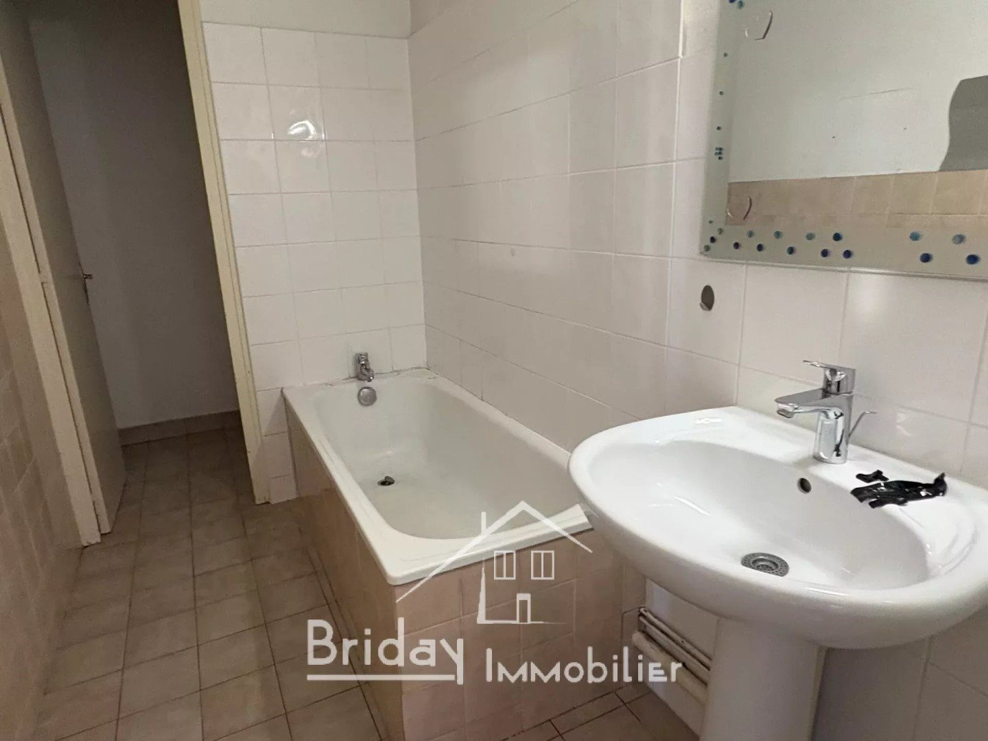 Appartement à vendre, 626m², Saint-Symphorien-d'Ozon