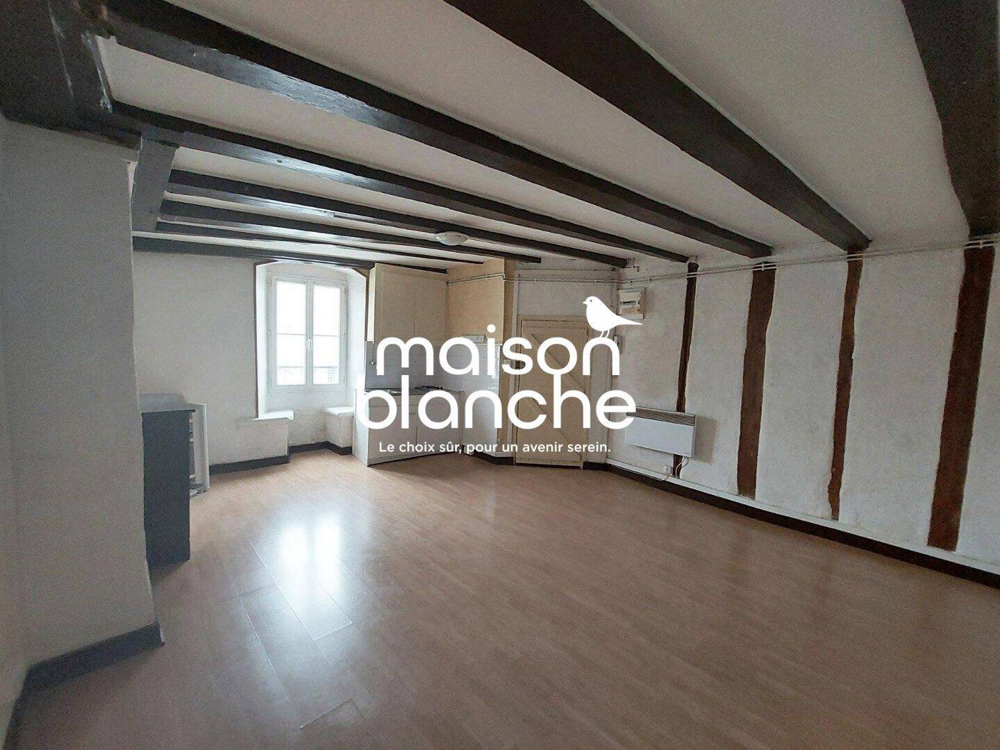 Appartement à louer, 26m², Saint-Maixent-l'Ecole