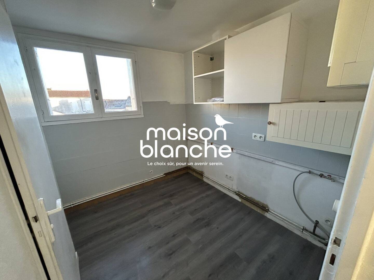 Maison à louer, 201m², Surgères
