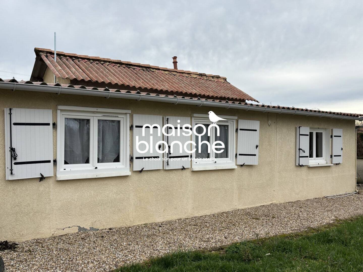 Maison à louer, 46m², Les Eglisottes-et-Chalaures