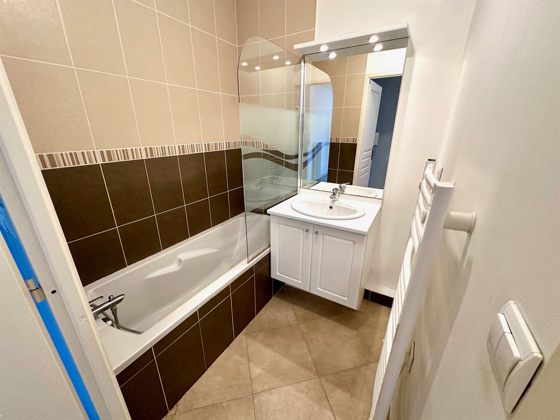 Appartement à louer, 40m², Hyères