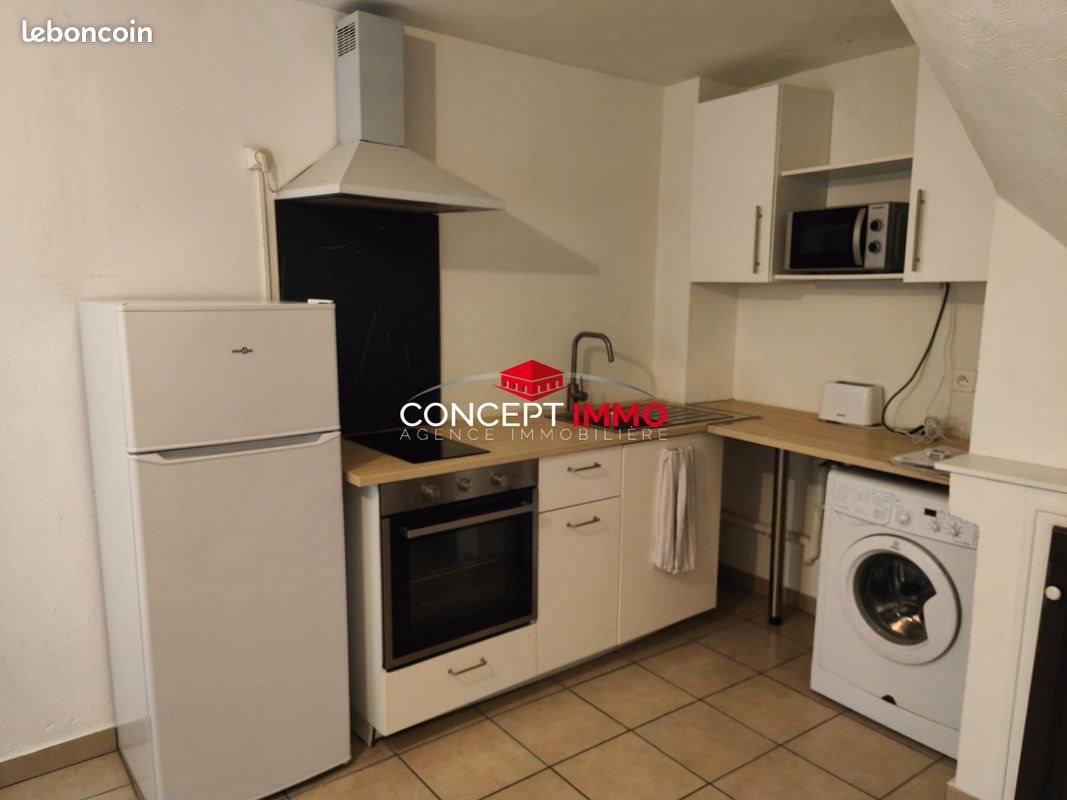 Maison à louer, 35m², Belgentier