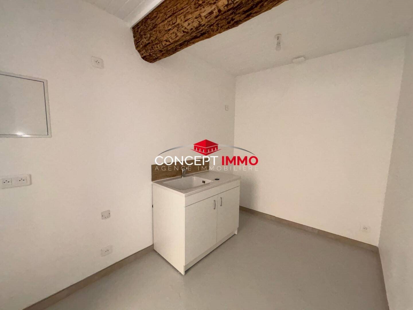 Appartement à louer, 25m², Belgentier