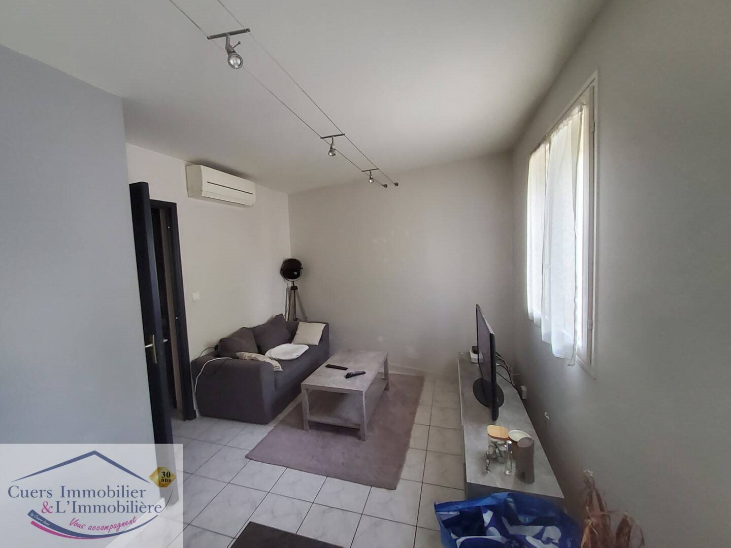 Appartement à louer, 43m², Cuers