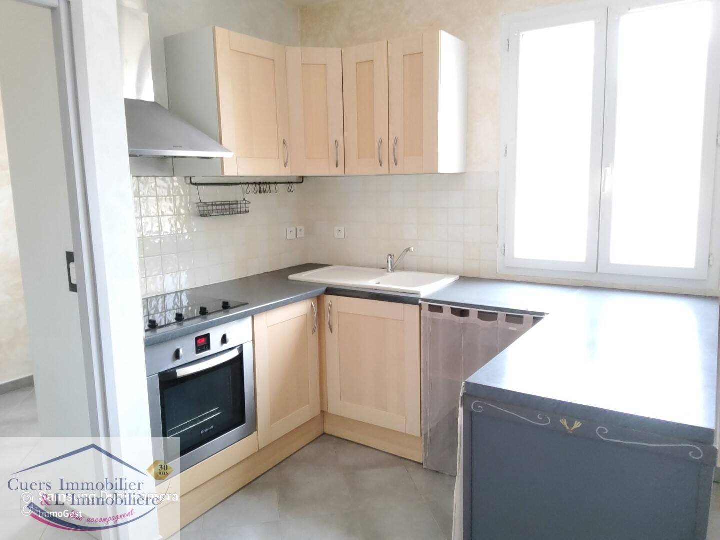 Appartement à louer, 72m², Cuers