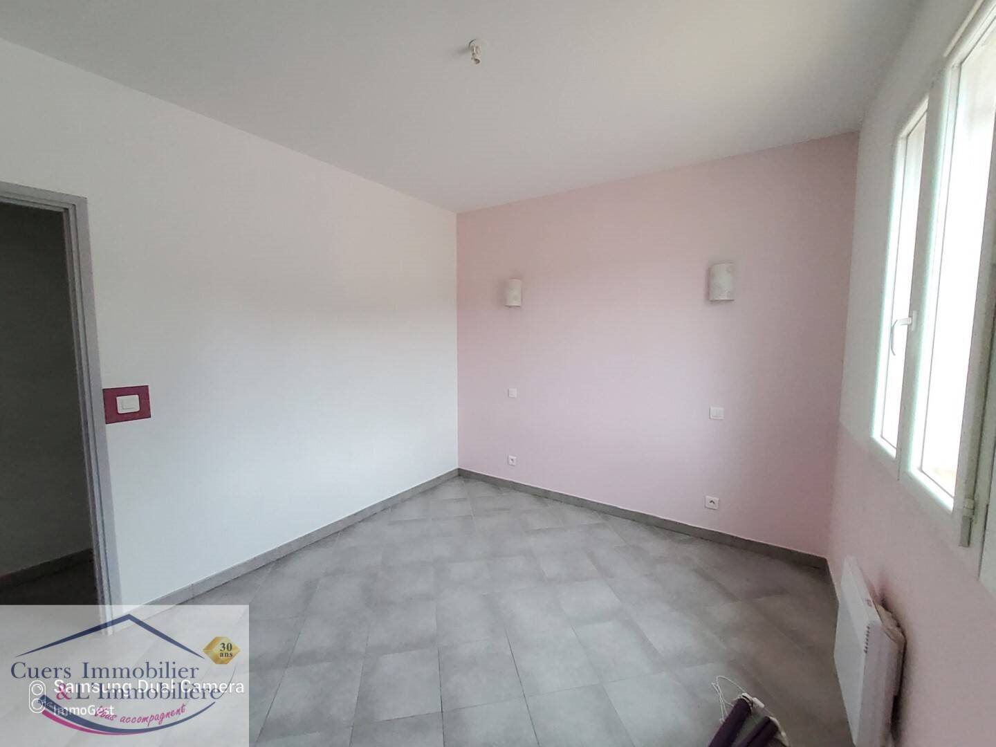 Appartement à louer, 72m², Cuers