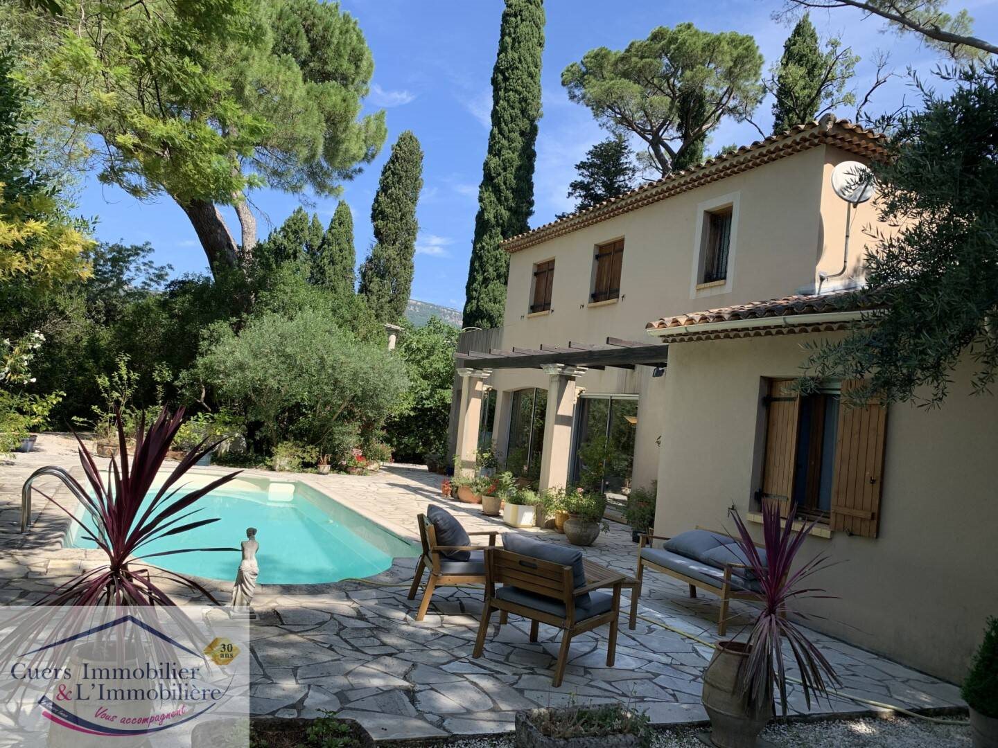 Maison à vendre, 128m², Cuers