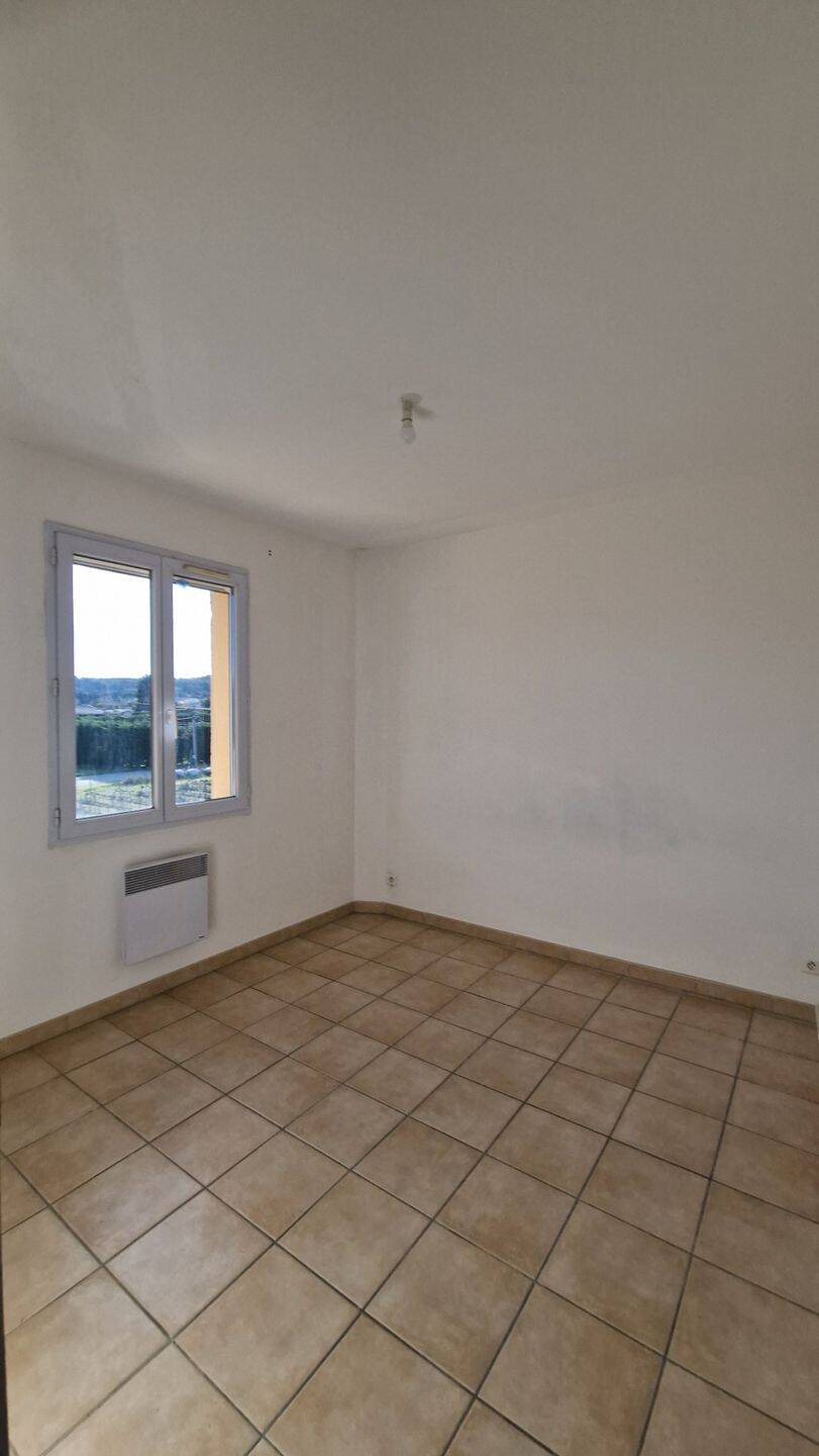Appartement à louer, 42m², Jonquerettes