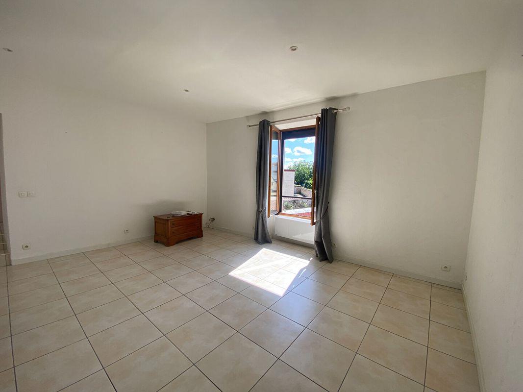 Appartement à louer, 68m², Saint-Ouen-en-Brie