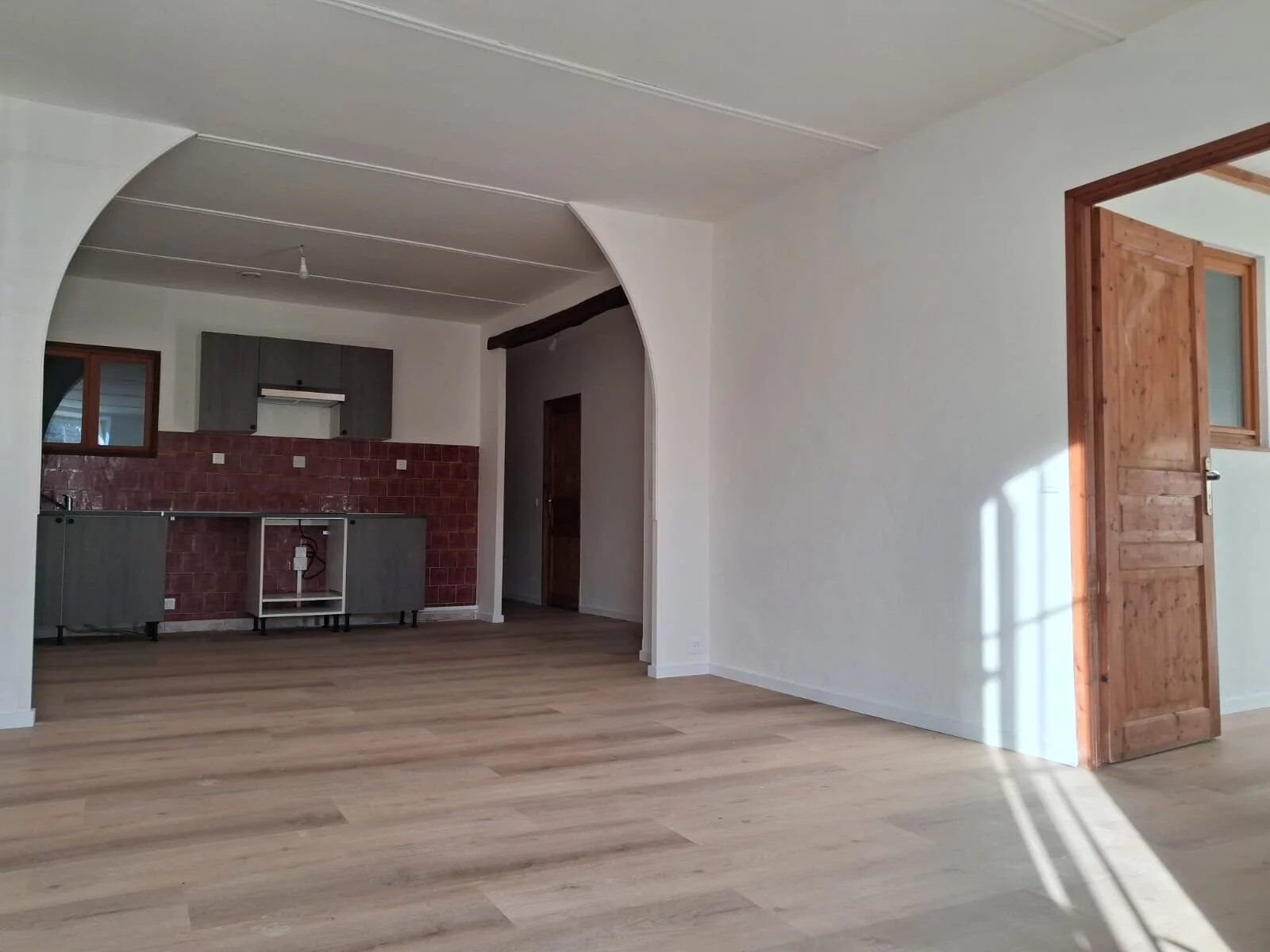 Appartement à louer, 74m², Riez