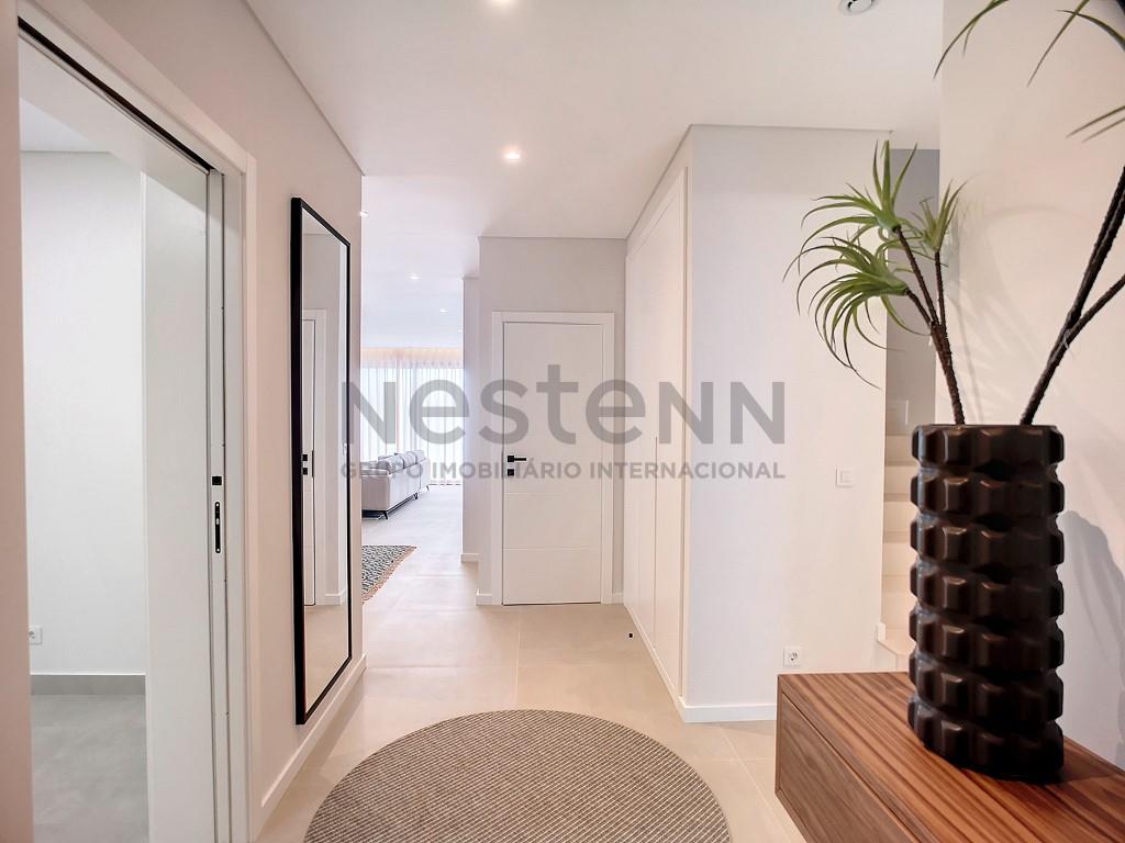House T5 in private condominium, Lourinhã