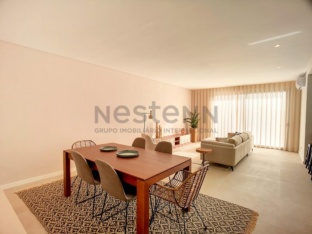 House T5 in private condominium, Lourinhã
