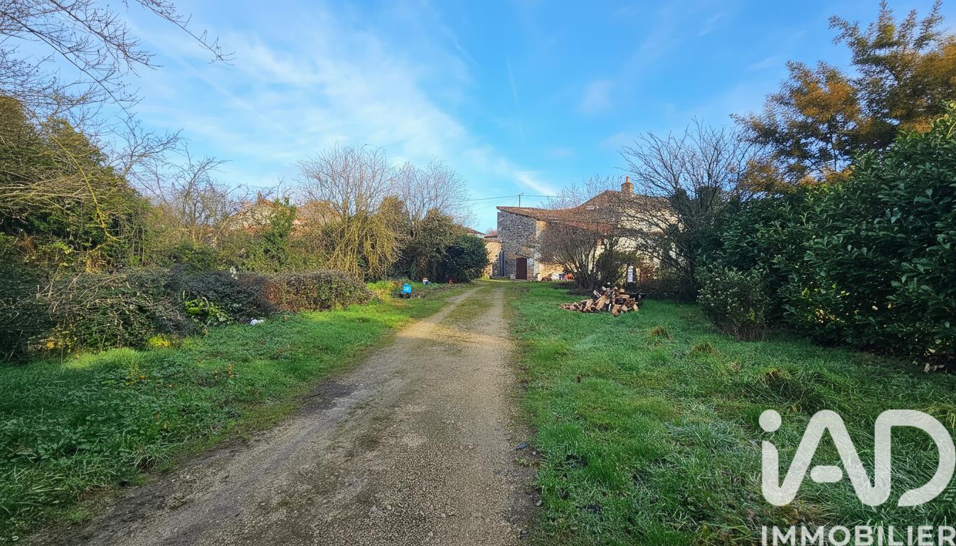 Maison à vendre, 117m², Blanzay